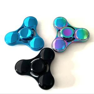 Spinner de Dedo Metálico Personalizado con Colores del Arcoíris, Juguete Antiestrés para Niñas - Product Image 3