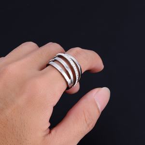 Bague en Zircon, Nouvelle Tendance Luxe Léger, Acier Inoxydable Unisexe, Style Hip Hop/Rock, Diamant en Acier, Fabrication Américaine, Commerce Transfrontalier - Product Image 2