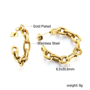 Modernos y Elegantes Pendientes de Acero Inoxidable Chapados en Oro de 18K, Joyería con Diseño Geométrico de Cadena y Aros CH para Fiesta - Product Image 2