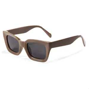 Figroad özelleştirilmiş yeni moda kare çerçeve güneş gözlüğü Trendy gözlük TR büyük çerçeve geniş bacak polarize güneş gözlüğü