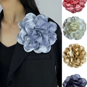 Satén francés 19cm tela exagerada flor grande broche Pin hecho a mano flor vestido accesorio broche - Product Image 2