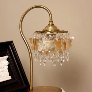 Lampe chauffe-bougie vintage en laiton LANJO avec gouttes de cristal et motif papillon pour la décoration intérieure - Product Image 2