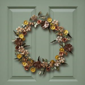 Corona floral metálica rústica hecha a mano, redonda, decorativa, con flores secas y cintas para decoración del hogar - Product Image 3