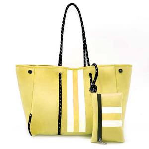 Nuova Borsa da Spiaggia Estiva <span class=keywords><strong>2023</strong></span> in Neoprene per Donna, Impermeabile con Bottone, Personalizzabile, Due Manici, Design Geometrico - Product Image 5