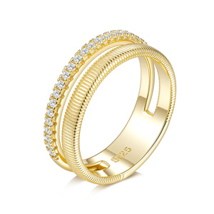 Anillo apilable de plata de ley S925 con doble fila de moissanita para mujer, banda texturizada con ranuras, regalo de joyería fina para boda o promesa. - Product Image 1