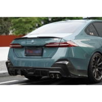 Diffuseur de pare-chocs arrière en fibre de carbone sèche TK pour BMW Série 5 G60 4 portes 2024 + G60 Diffuseur