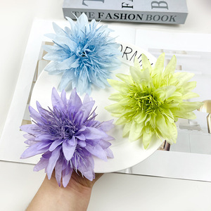 Tête de fleur de chrysanthème artificielle 12 cm, bouquet de fleurs en soie pour mariage, décoration intérieure, matériau pour coiffure Hanfu - Product Image 3
