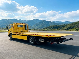 Nouveau camion de remorquage Foton Aumark 4x2 avec plateforme hydraulique coulissante, treuil de 6 tonnes, dépanneuse à plateau pour le sauvetage d'accidents routiers - Product Image 4