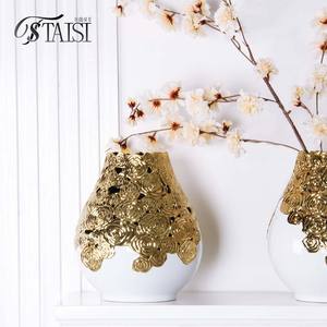 V269 सुरुचिपूर्ण सोने के लिए स्टाइलिश फूल पॉट सजावट स्टाइलिश फूल पॉट सजावट घर सजावट - Product Image 3