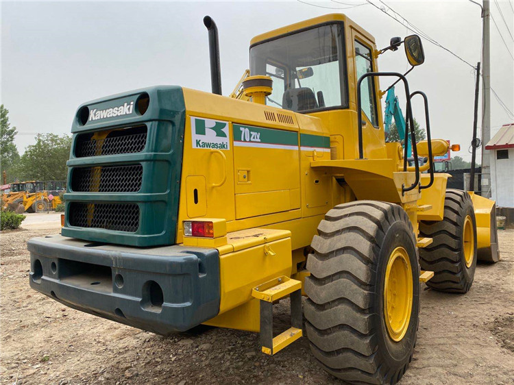 7 Ton Kawasaki 70Z Wheel Loader - Reliable Hydraulic System