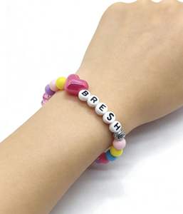 LC20260195 Braccialetto Elastico Personalizzato per Bambine con Iniziale Arcobaleno, Cuore e Orsetto - Product Image 4