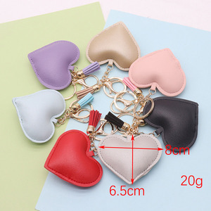 Wholesale PU Leather Heart Shape KeyChain Heart Leather Backpack Bag Charm Accessories Pendant Personality Fashion Heart Keyring - Product Image 2
