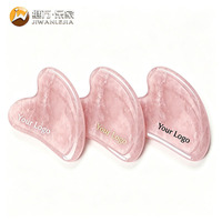 Outil de massage Gua Sha en quartz rose en forme de cœur rose Jiwan Lejia OEM avec emballage
