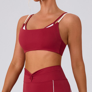 Sujetador deportivo de yoga para <span class=keywords><strong>mujer</strong></span> con bloques de color, estilo urbano, efecto dos piezas, <span class=keywords><strong>tirantes</strong></span> dobles y espalda retorcida, tipo top. - Product Image 5
