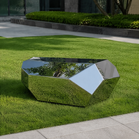 Sculpture géométrique en acier inoxydable sur mesure de haute qualité, adaptée aux espaces commerciaux et aux jardins extérieurs