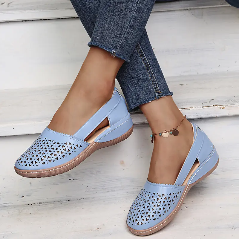 New women's package head shoes fashion hollowed out breathable 40-43 large size flat sole women's shoes sandals