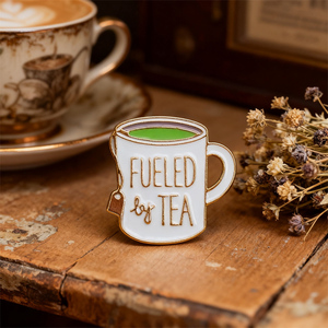Pin de esmalte de aleación con diseño de taza de té y ribete dorado personalizado, insignia creativa con eslogan, broche decorativo - Product Image 4