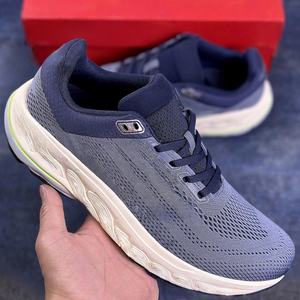 Nouvelles chaussures pour hommes de la marque NBW, avec empeigne en mesh pour une respirabilité optimale, légères et confortables, idéales pour les loisirs et les activités sportives. - Product Image 2