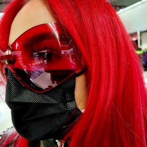 Gafas de Sol Modernas Estilo Punk Y2K de los 2000, Gafas de Sol Grandes con Protección UV400, Estilo Steampunk para Mujer - Product Image 5