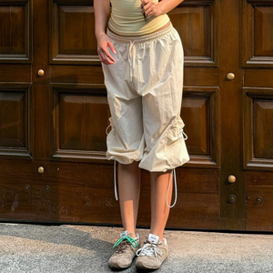 Street Style Loose Fit Cargo Bermuda Shorts with Pockets – Casual Individual Design Mid-Length Shorts for Men & Women - Product Image 3