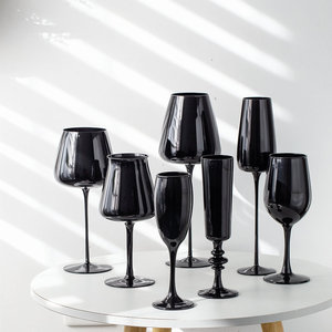 Gobelet en cristal noir bordeaux <span class=keywords><strong>de</strong></span> luxe moderne Verre à <span class=keywords><strong>vin</strong></span> et à eau <span class=keywords><strong>de</strong></span> haute qualité avec un style <span class=keywords><strong>de</strong></span> design classique vintage - Product Image 1