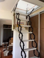 Escalier de grenier moderne entièrement automatique pliable avec rampes en aluminium, système de tirage télescopique pour villa extérieure et cuisine