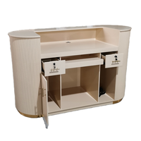 Kisen bureau comptoir design pas cher bureau de réception couleur bois avec or sur le dessus pour salon de beauté spa