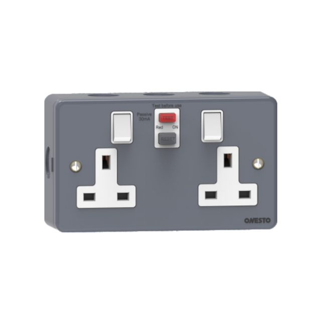 BS Certified 2 Gang Sockets With Metal Box UK Standard RCD Double Socket 13A RCD Weatherproof Socket