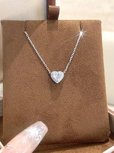 Xinfly PT950 Heart Shape 0.50ct Lab Grown Diamond Halo Wedding Pendant <b>Necklace</b> - Product Image 3