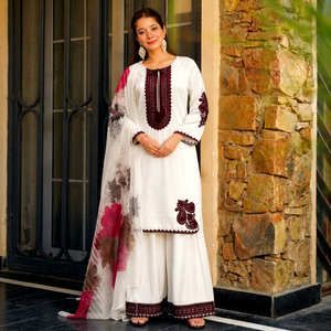 Ensemble indien pakistanais brodé blanc, kurta à manches longues, palazzo imprimé, dupatta, tenue traditionnelle pour femmes - Product Image 1