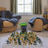 Mini Militär-Soldaten Actionfiguren Set ABS-Kunststoff Graffiti-Spielzeug Armeemänner 100 Stück PVC-Figuren für Kinder Mädchen Jungen