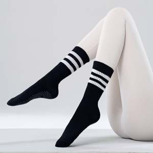 Custom Design Anti Slip Pilates Crew Socks Women Custom Logo Organic Embroidery Pilates Socks Gym Yoga Pilates Grip Socks - Product Image 2