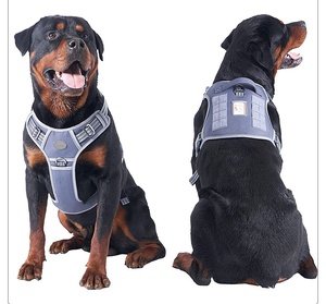 クラシック調節可能な犬用ハーネスとリーシュ襟セットプレミアム犬用ペット用リーシュレターパッチ付きハーネス - Product Image 1