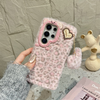 Coque de téléphone Kawaii Girly Fluffy à imprimé léopard avec oreilles de chat pour Samsung Galaxy S26 Ultra S25 S23 A57 A56 avec pendentif cœur pompon