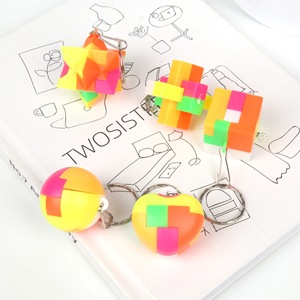 Blocchi di plastica Jigsaw lucchetto luban Puzzle giocattoli di decompressione palla portachiavi giocattoli educativi fidget - Product Image 5