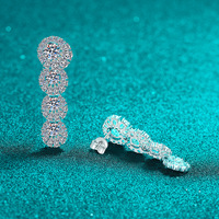 Nouveauté Boucles d'oreilles pendantes en argent sterling 925 entièrement serties de moissanite Fleur Luxe léger Moissanite pour femmes