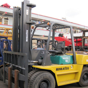 Best Selling Used Komatsu FD80 8 Ton <b>Diesel</b> Forklift with Three Stage Mast for <b>Container</b> & Warehouse Work - Product Image 4