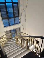 Marche en spirale pour escalier de style Antique, bâtiment en aluminium, rambarde en acier inoxydable, bande de marbre, escalier en spirale