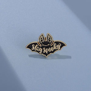 保持幽灵般的珐琅别针定制黑色蝙蝠胸针翻领徽章朋克黑色哥特式珠宝给朋友的礼物 - Product Image 2