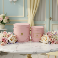 Boîtes cadeaux en carton rond gaufré haut de gamme avec couvercle, corde, recyclables, logo personnalisé, boîte à fleurs, emballages cadeaux