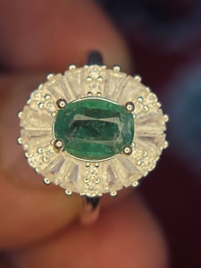 Bague en argent sterling 925 de classe exceptionnelle, 1,4 carat, taille émeraude, élégante pierre précieuse verte, sertie en canal, bijoux fins, pierre précieuse scintillante - Product Image 4