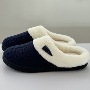 Bon marché Prix léger respirant anti-dérapant fourrure chaude chaussures d'intérieur pour dames hommes diapositives pour pantoufles pour la saison d'hiver - Product Image 2