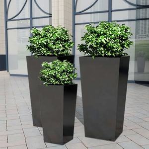 Grand <span class=keywords><strong>vase</strong></span> de sol moderne en fibre de verre noir mat, style dessin animé, pour la décoration de la maison, du jardin et des restaurants - Product Image 1