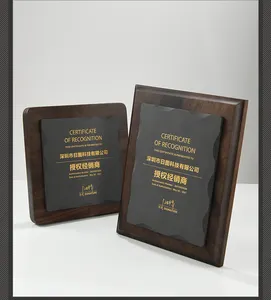 Schwarz plattiertes Metall Nigeria Anpassung Wood Shield Award Holztafel Medaillon