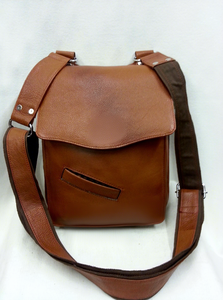 Bolso de Mano de Lujo BS INTERNATIONAL, Marca Famosa, 100% Cuero Genuino, Impermeable, con Bordado, Pedrería, Cierre y Logotipo, para Uso Diario - Product Image 3