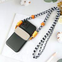 Clip arrière de téléphone portable à lentille noire avec clip télescopique et corde de suspension support d'accessoires PC bricolage