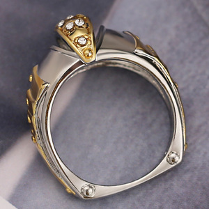 Anello creativo a forma di bocca di pesce per uomo, design color oro, gioiello di tendenza. - Product Image 4