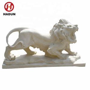รูปปั้นสิงโตหินอ่อนสีขาวธรรมชาติสไตล์ตะวันตกสำหรับภายนอกอาคาร - Product Image 5