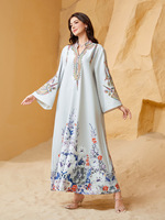 Abaya Kaftan Musulmane Longue à Broderie Florale, Col Montant en V, Manches Évasées, Robe Modeste de Fête pour Femme