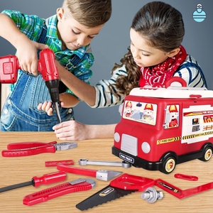 Set di 33 Giocattoli Educativi per Bambini, Gioco di Ruolo da Pompiere, Camion dei Pompieri in Plastica <span class=keywords><strong>con</strong></span> Suoni, Estintore e Attrezzi - Product Image 3